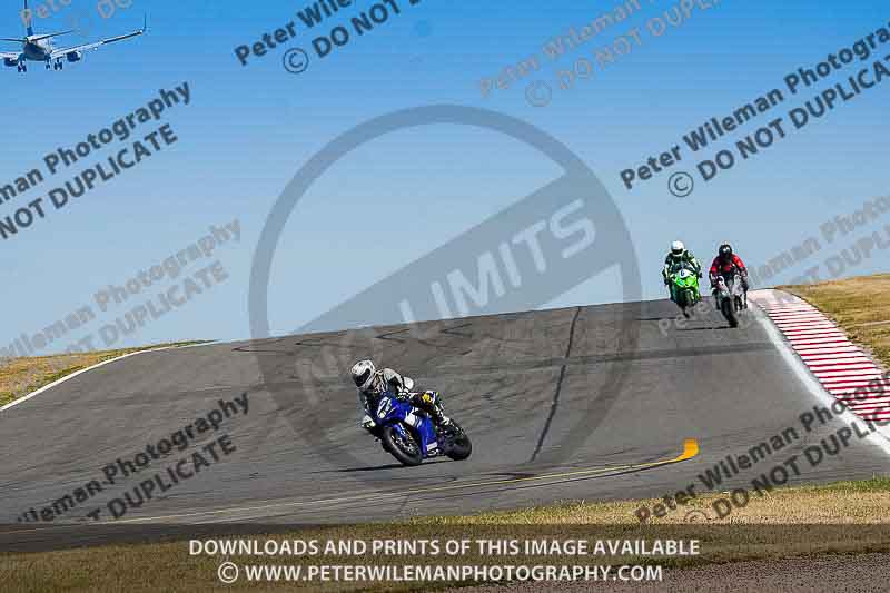 donington no limits trackday;donington park photographs;donington trackday photographs;no limits trackdays;peter wileman photography;trackday digital images;trackday photos